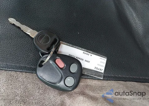 2006 GMC Sierra 1500 Sl from USA, damaged, VIN 2GTEC13V561263866